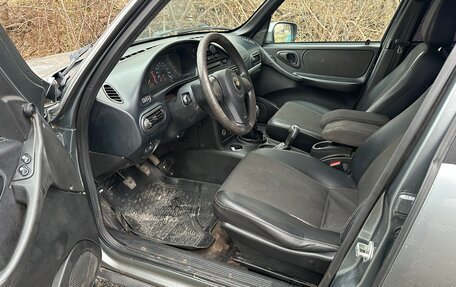 Chevrolet Niva I рестайлинг, 2011 год, 249 000 рублей, 8 фотография