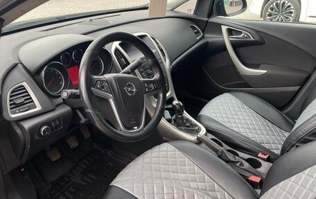Opel Astra J, 2011 год, 611 000 рублей, 9 фотография