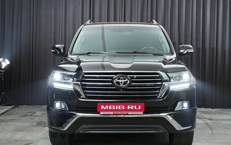 Toyota Land Cruiser 200, 2012 год, 4 300 000 рублей, 2 фотография