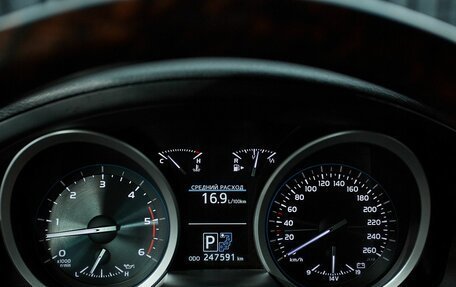 Toyota Land Cruiser 200, 2012 год, 4 300 000 рублей, 17 фотография