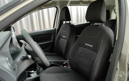 Renault Sandero II рестайлинг, 2016 год, 848 000 рублей, 6 фотография