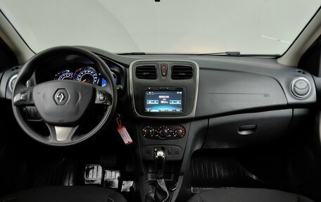 Renault Sandero II рестайлинг, 2016 год, 848 000 рублей, 12 фотография