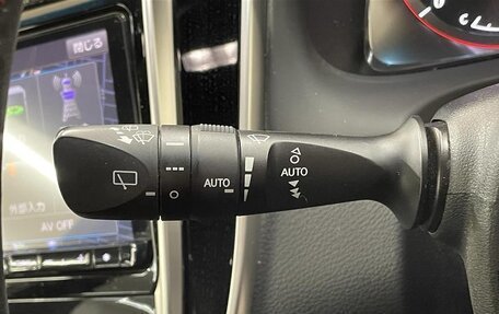 Toyota Harrier, 2018 год, 2 250 000 рублей, 12 фотография