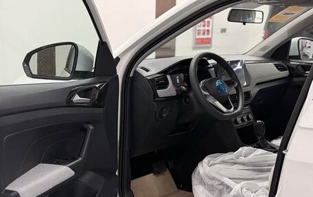 Volkswagen T-Cross I, 2022 год, 2 340 000 рублей, 9 фотография