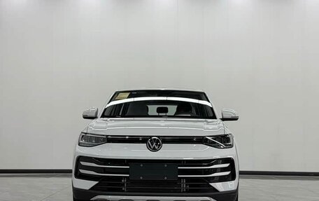 Volkswagen T-Cross I, 2022 год, 2 340 000 рублей, 2 фотография