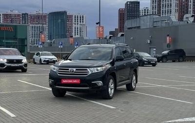 Toyota Highlander III, 2011 год, 2 150 000 рублей, 1 фотография