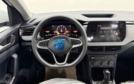 Volkswagen T-Cross I, 2022 год, 2 340 000 рублей, 20 фотография