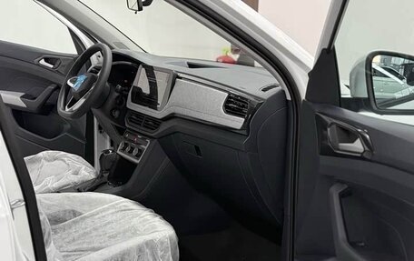 Volkswagen T-Cross I, 2022 год, 2 340 000 рублей, 16 фотография