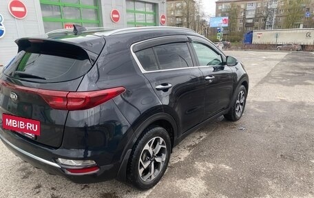 KIA Sportage IV рестайлинг, 2021 год, 2 200 000 рублей, 6 фотография