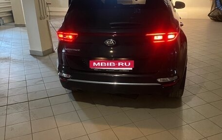 KIA Sportage IV рестайлинг, 2021 год, 2 200 000 рублей, 14 фотография