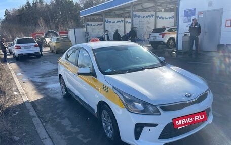 KIA Rio IV, 2018 год, 660 000 рублей, 2 фотография