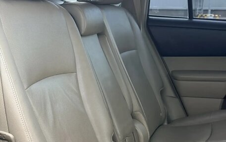 Toyota Highlander III, 2011 год, 2 150 000 рублей, 9 фотография