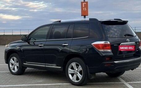 Toyota Highlander III, 2011 год, 2 150 000 рублей, 12 фотография