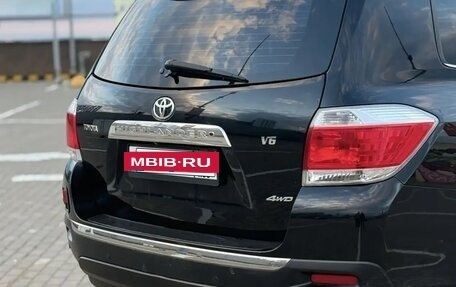 Toyota Highlander III, 2011 год, 2 150 000 рублей, 10 фотография