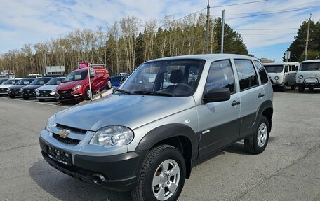 Chevrolet Niva I рестайлинг, 2014 год, 599 995 рублей, 3 фотография