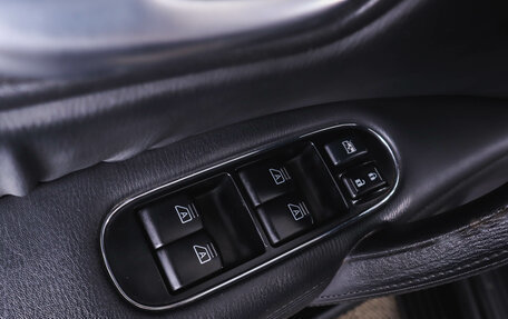 Nissan Patrol, 2012 год, 2 549 000 рублей, 33 фотография