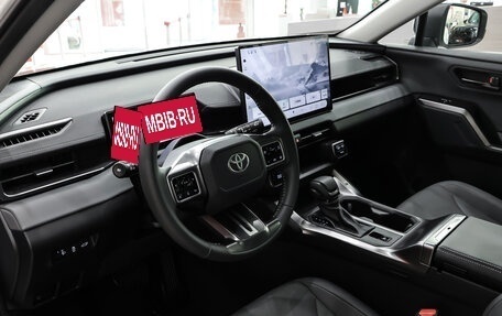 Toyota RAV4, 2026 год, 4 740 000 рублей, 15 фотография