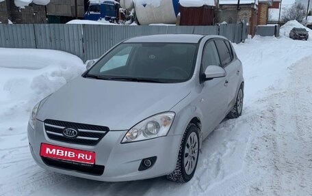 KIA cee'd I рестайлинг, 2007 год, 250 000 рублей, 1 фотография