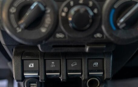 Suzuki Jimny, 2023 год, 2 275 000 рублей, 5 фотография