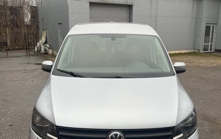 Volkswagen Caddy IV, 2018 год, 2 200 000 рублей, 2 фотография