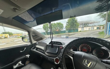 Honda Fit III, 2012 год, 790 000 рублей, 6 фотография