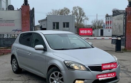 KIA cee'd I рестайлинг, 2010 год, 680 000 рублей, 2 фотография