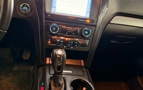 Ford Explorer VI, 2018 год, 3 599 000 рублей, 4 фотография