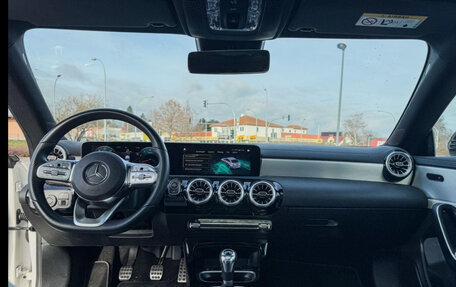 Mercedes-Benz CLA, 2022 год, 3 214 654 рублей, 4 фотография