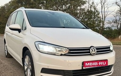 Volkswagen Touran III, 2016 год, 1 430 000 рублей, 1 фотография