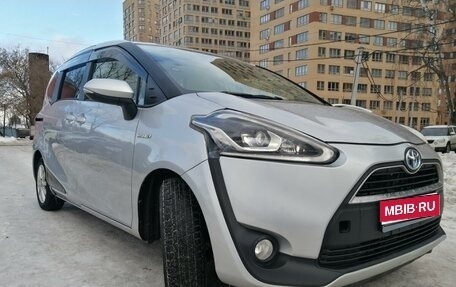 Toyota Sienta II, 2015 год, 1 000 000 рублей, 1 фотография