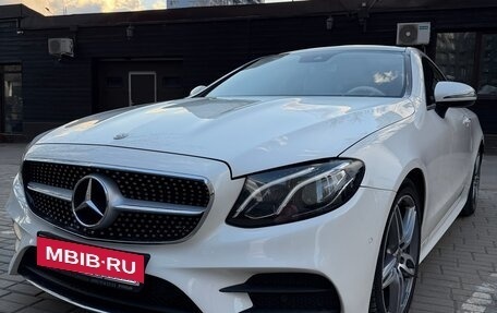 Mercedes-Benz E-Класс, 2019 год, 5 000 000 рублей, 4 фотография