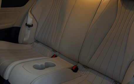 Mercedes-Benz E-Класс, 2019 год, 5 000 000 рублей, 12 фотография