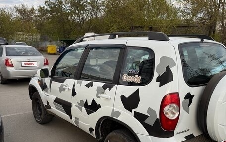 Chevrolet Niva I рестайлинг, 2010 год, 345 000 рублей, 4 фотография