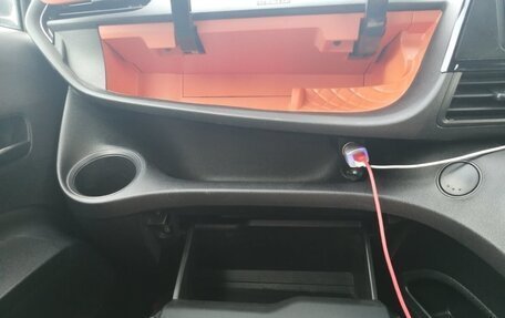 Toyota Sienta II, 2015 год, 1 000 000 рублей, 5 фотография