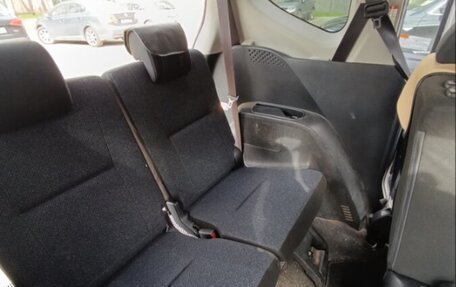 Toyota Sienta II, 2015 год, 1 000 000 рублей, 8 фотография