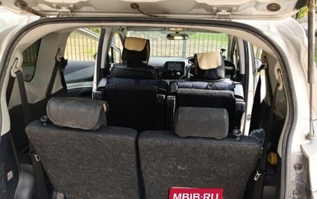 Toyota Sienta II, 2015 год, 1 000 000 рублей, 6 фотография