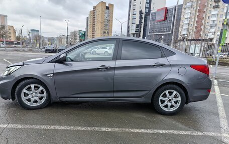 Hyundai Solaris II рестайлинг, 2013 год, 650 000 рублей, 14 фотография