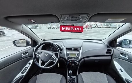 Hyundai Solaris II рестайлинг, 2013 год, 650 000 рублей, 13 фотография