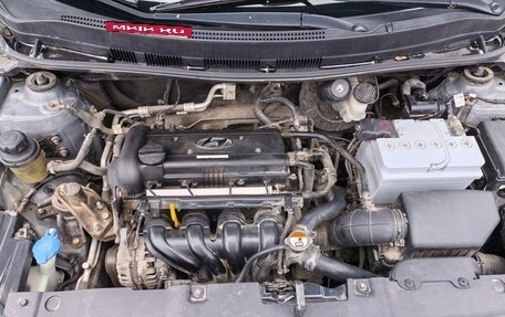 Hyundai Solaris II рестайлинг, 2013 год, 650 000 рублей, 18 фотография