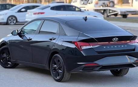 Hyundai Elantra, 2022 год, 1 890 000 рублей, 8 фотография