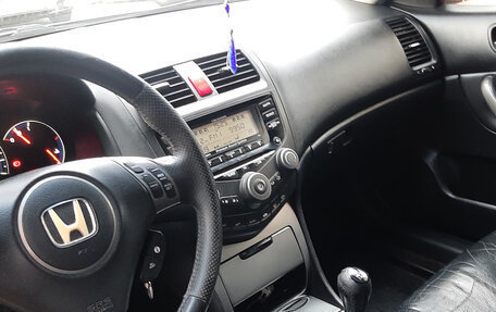 Honda Accord VII рестайлинг, 2006 год, 700 000 рублей, 2 фотография