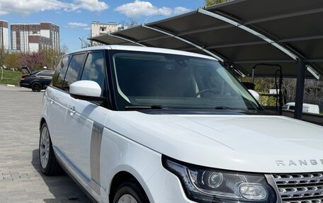 Land Rover Range Rover IV рестайлинг, 2015 год, 4 300 000 рублей, 23 фотография