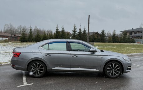 Skoda Superb III рестайлинг, 2022 год, 2 550 000 рублей, 3 фотография