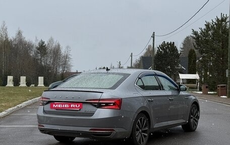 Skoda Superb III рестайлинг, 2022 год, 2 550 000 рублей, 6 фотография