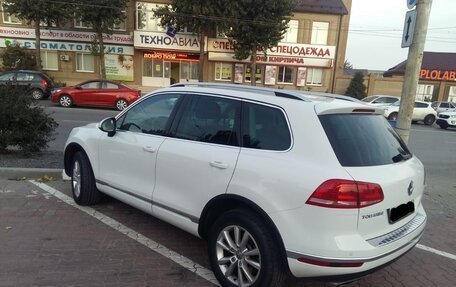 Volkswagen Touareg III, 2015 год, 2 600 000 рублей, 11 фотография
