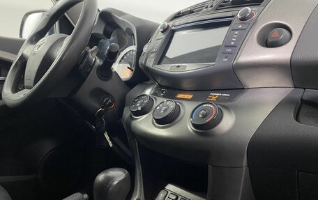 Toyota RAV4, 2011 год, 1 350 000 рублей, 28 фотография