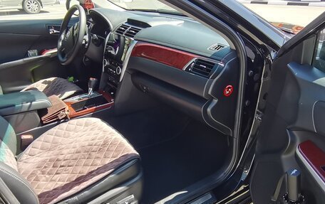 Toyota Camry, 2014 год, 1 900 000 рублей, 13 фотография