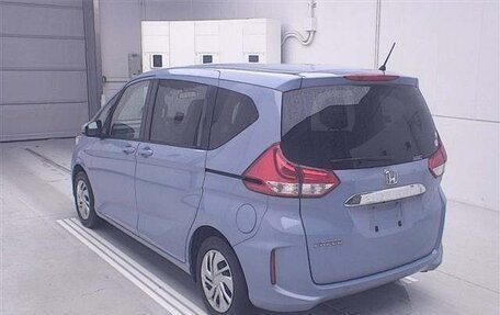 Honda Freed II, 2021 год, 1 430 000 рублей, 2 фотография