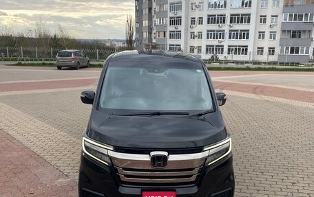 Honda Stepwgn IV, 2020 год, 3 200 000 рублей, 1 фотография