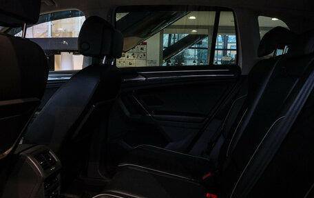 Volkswagen Tiguan II, 2018 год, 2 890 000 рублей, 9 фотография